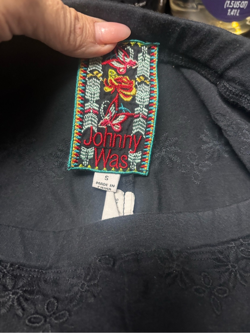 Johnny Was Black Leggings with Embroidered Black Flowers